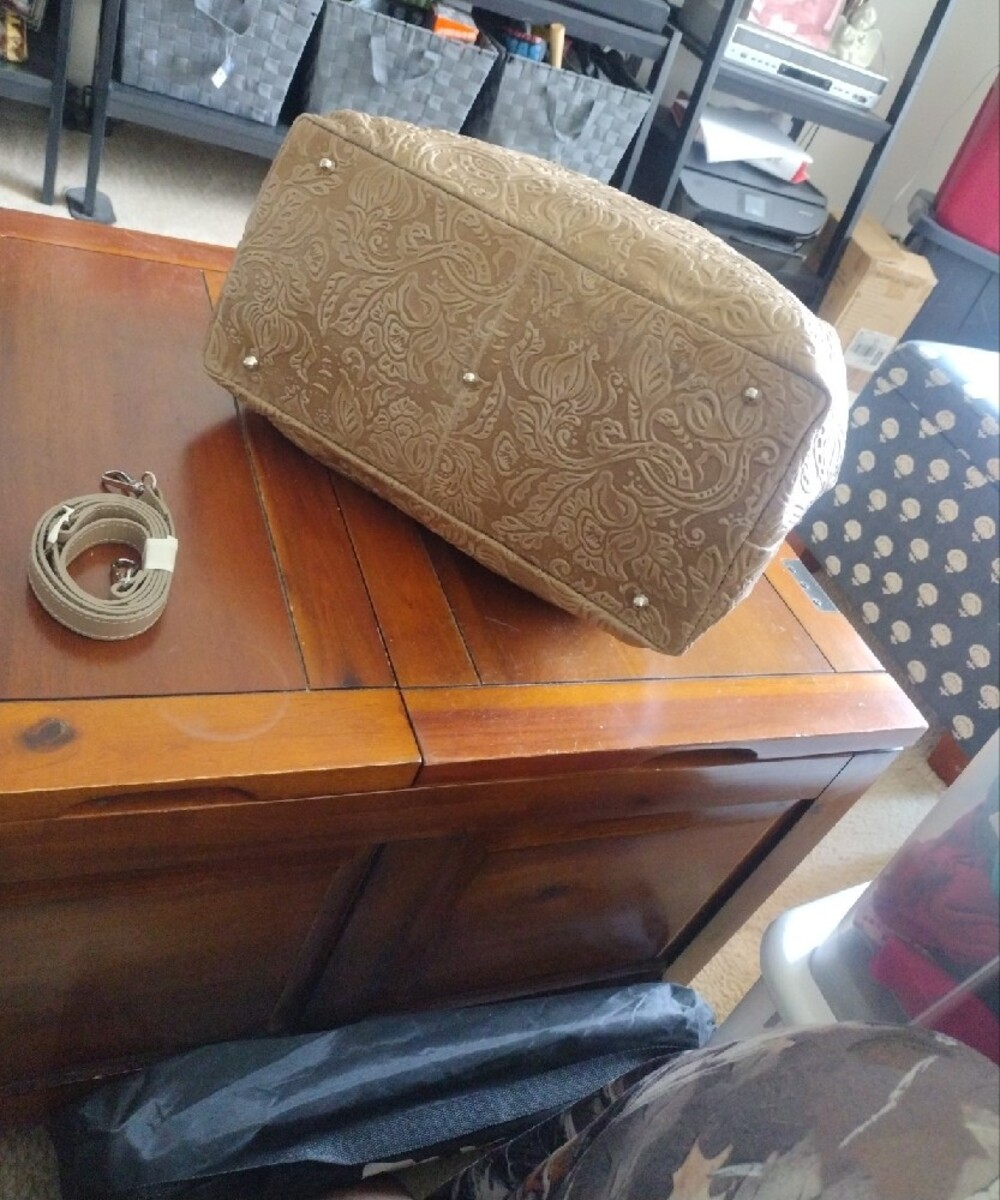 Isadora Italian Leather Embossed Floral Tote Handbag - Beige - Picture 6 of 11